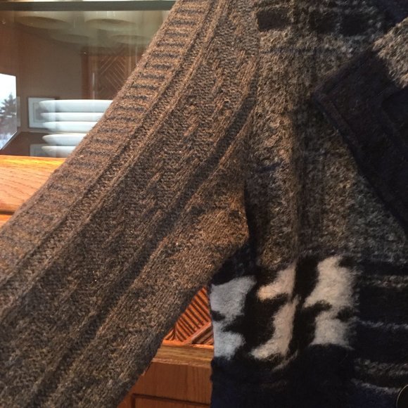 Wool sweater cardigan with hounds tooth and plaid - Picture 6 of 7